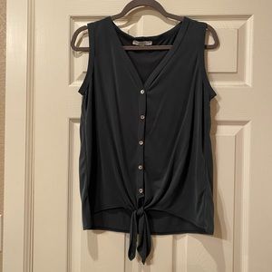 Hunter green button down tank top with tie, medium